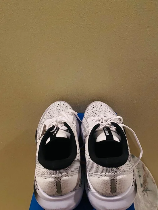 Brooks adrenaline GTS 24 size 14 Brooks Men's White and Black Athletic Shoes - Picture 4 of 8